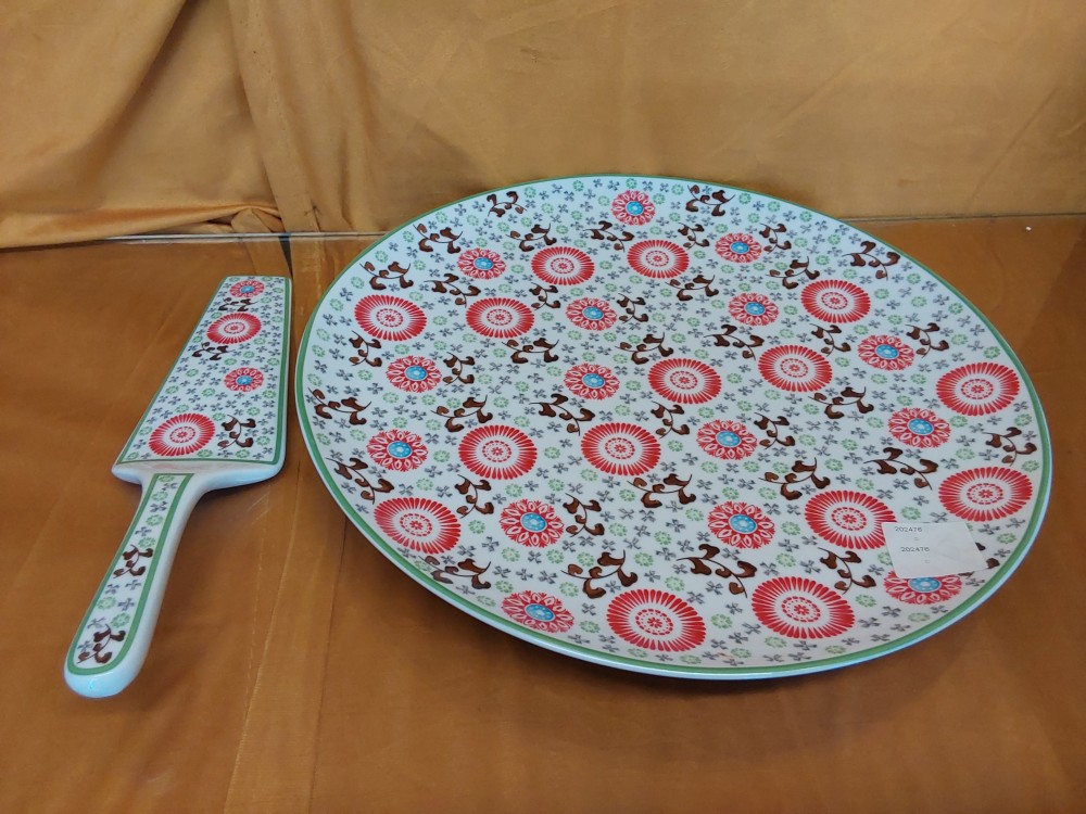 PLAT A GATEAU + PELLE A TARTE EN PORCELAINE