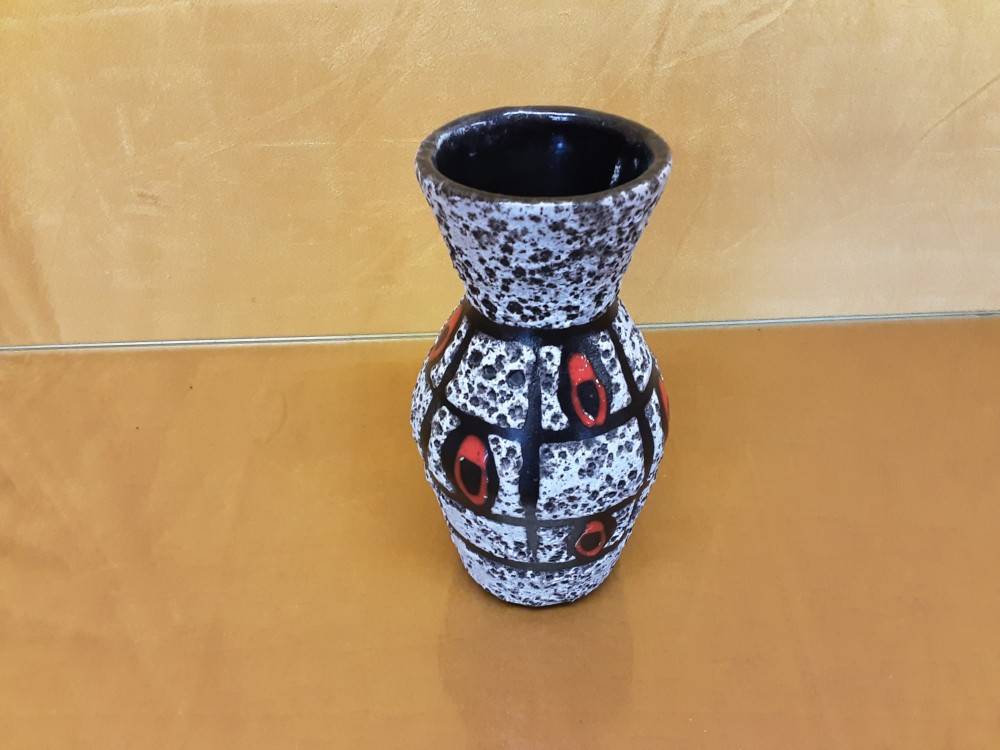 VASE STYLE VALLAURIS GRIS ET ROUGE HAUT 18CM