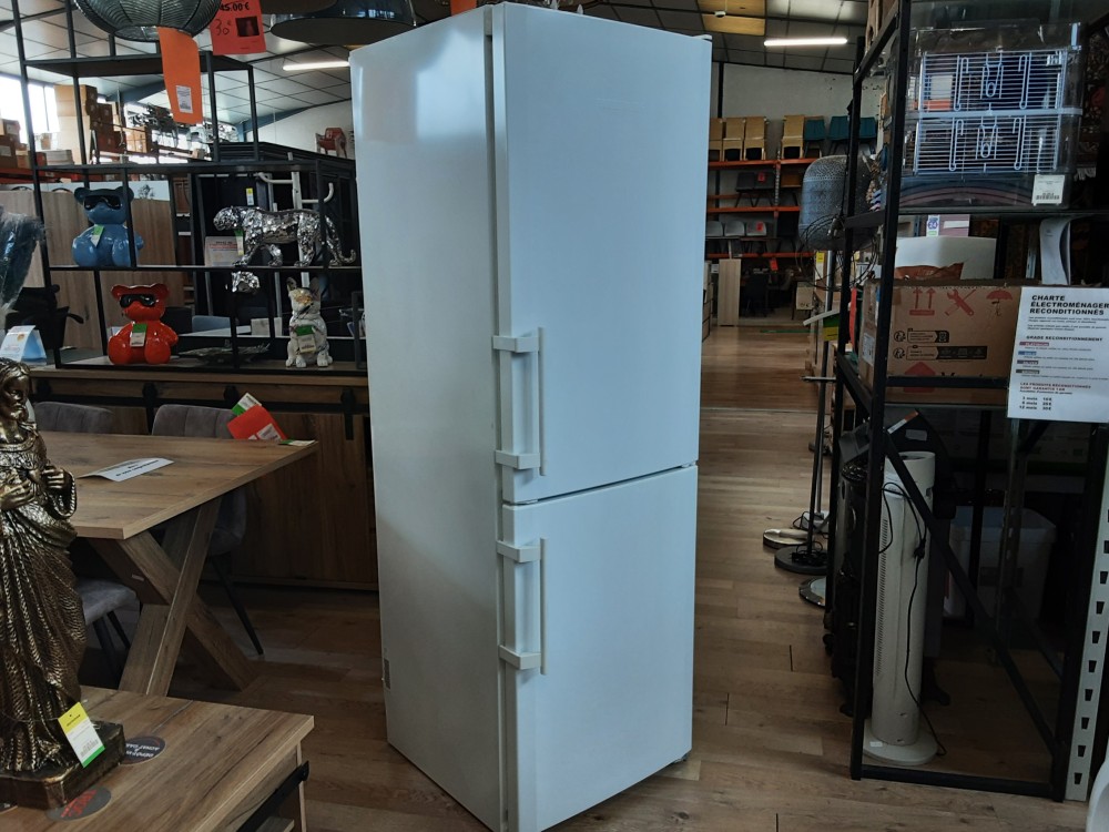 RÉFRIGÉRATEUR CONGÉLATEUR  LIEBHERR BLANC