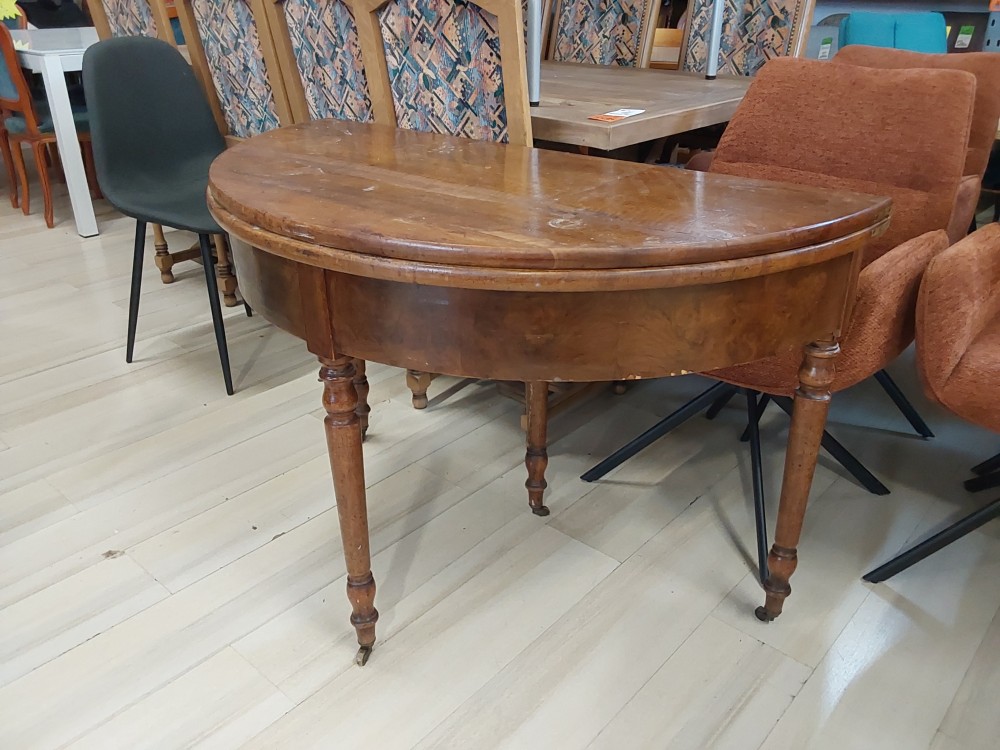 TABLE DEMI LUNE