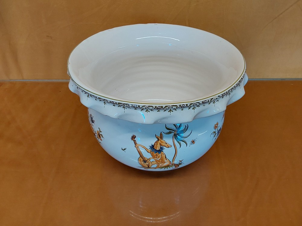 POT BLANC MOTIF OISEAUX VIEUX MOUSTIER A RESTAURER H. 14CM