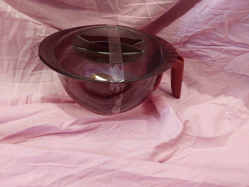 MELANGEUR ROUGE TUPPERWARE POUR MICRO ONDE