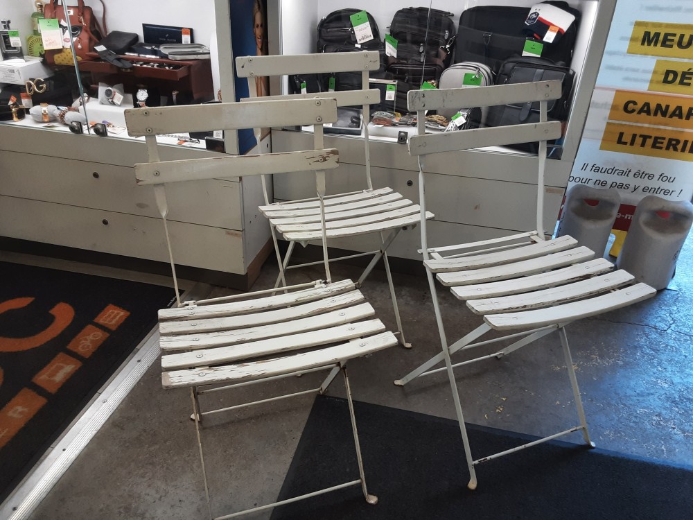 CHAISE DE JARDIN METAL ET BOIS COLORIS BLANC PLIABLE