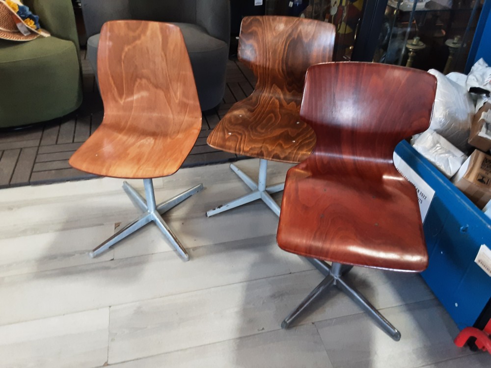 CHAISE VINTAGE ENFANT METAL ET BOIS ANNEE 70 REGLABLE EN HAUTEUR