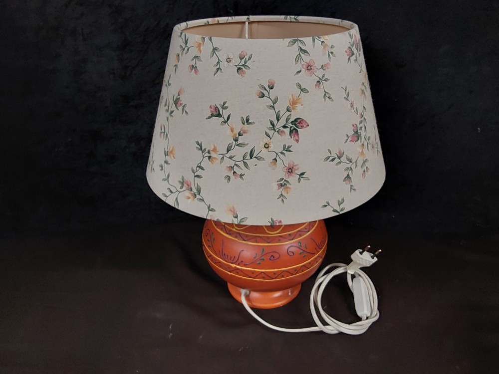 LAMPE EN CERAMIQUE BRUN ABAT JOUR DECOR FLEURS BEIGE