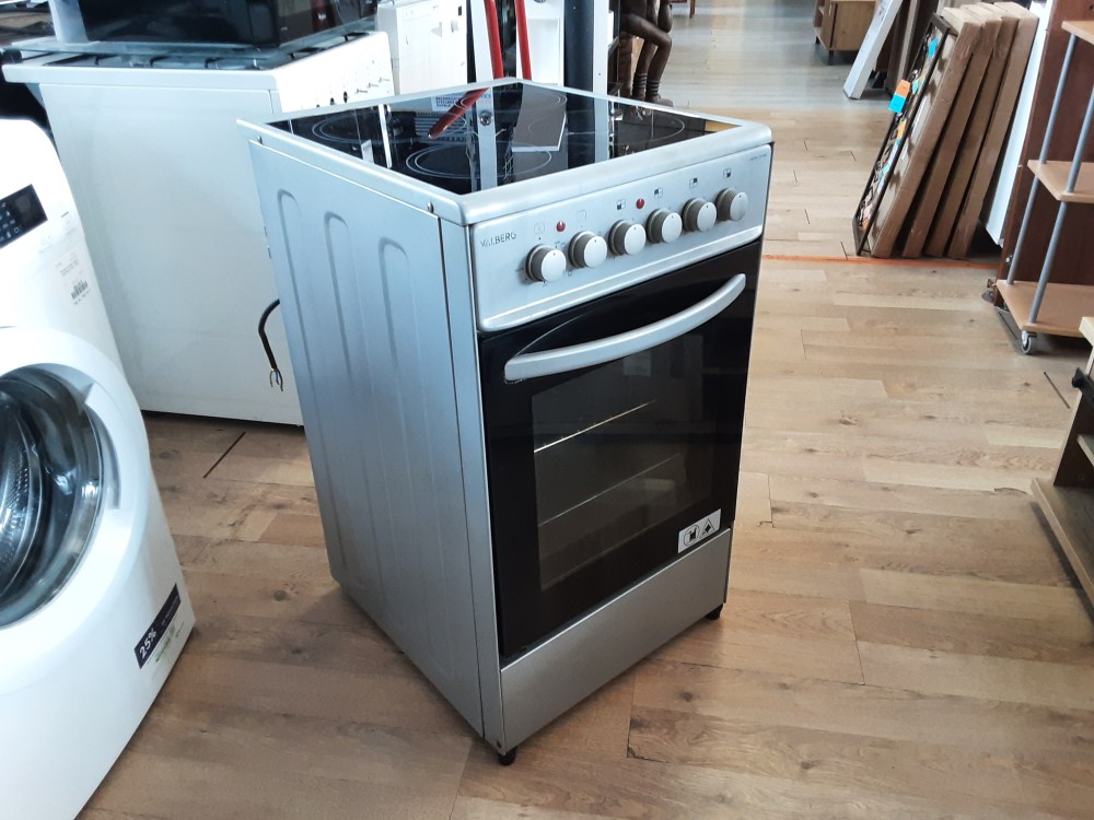 CUISINIERE VITROCERAMIQUE PYROLISE VALBERG