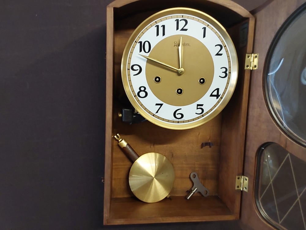 PENDULE MURALE 3 TROUS DE REMONTAGE MODELE REGULADORA