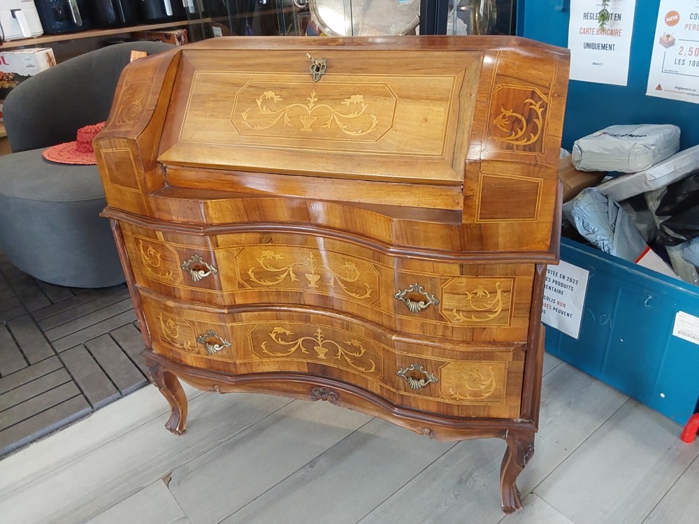 SECRETAIRE GALBE MARQUETE