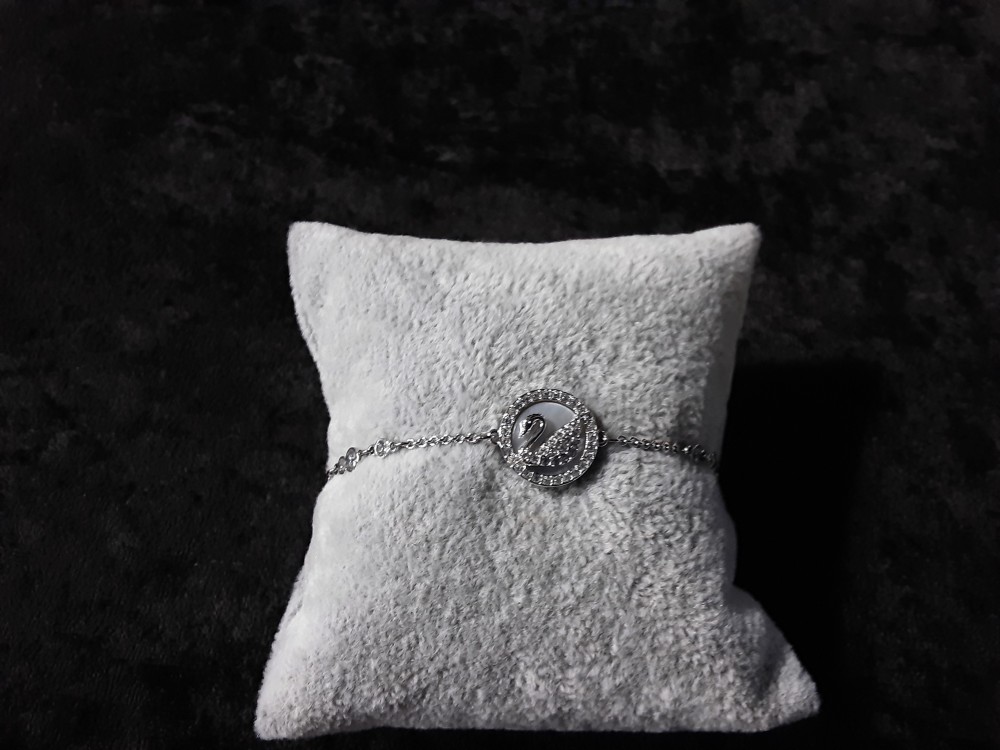 BRACELET ROND CYGNE - FERMOIR MAGNÉTIQUE - SWAROVSKI 