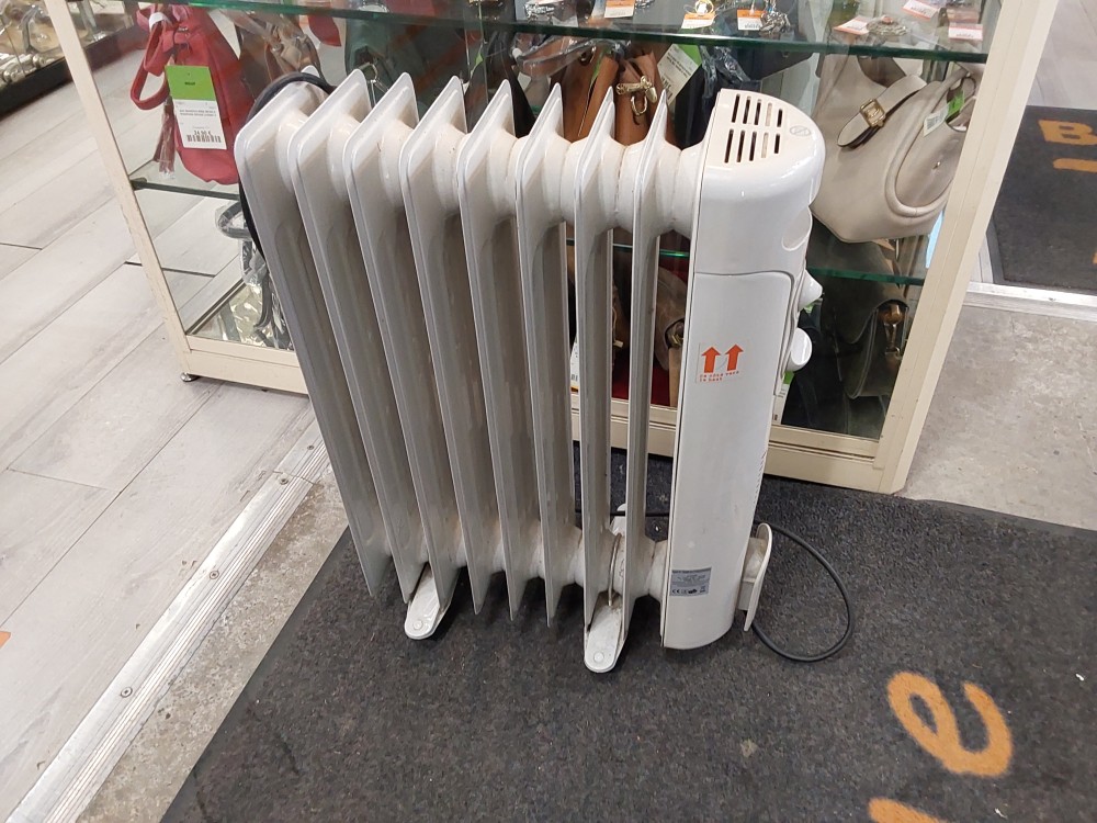 RADIATEUR A BAIN D HUILE 2000W