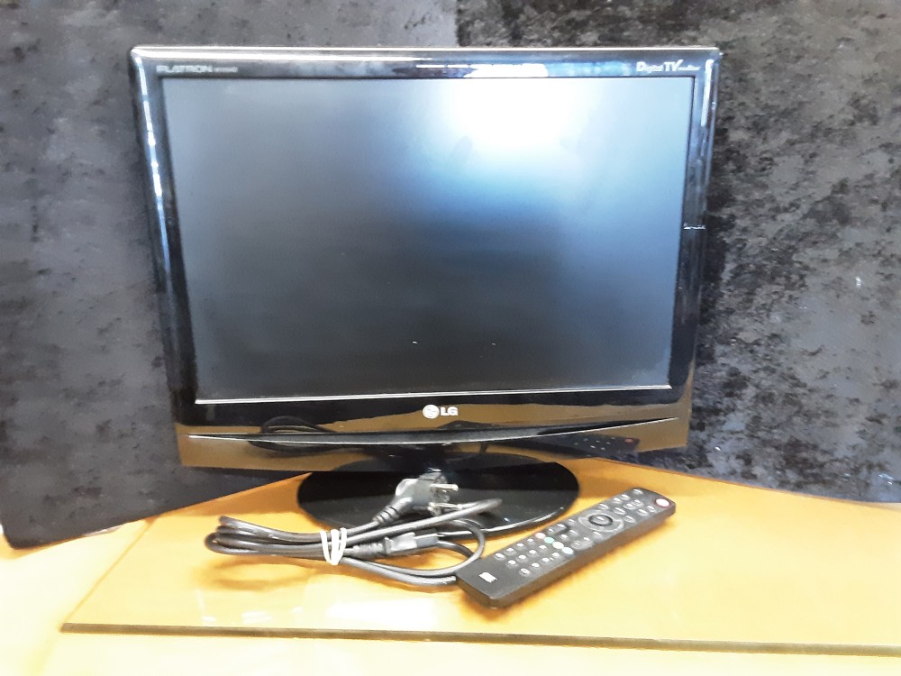 TÉLÉVISION  LG 48CM SANS TNT HD AVEC TC