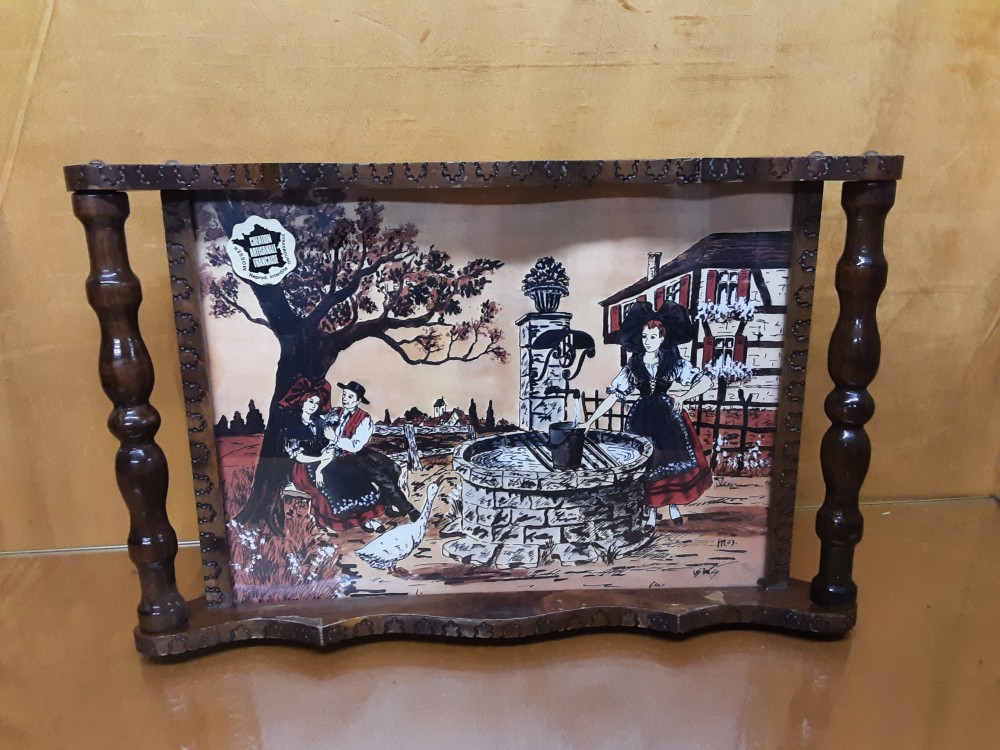 PLATEAU A ANSES CADRE BOIS DECOR ALSACE
