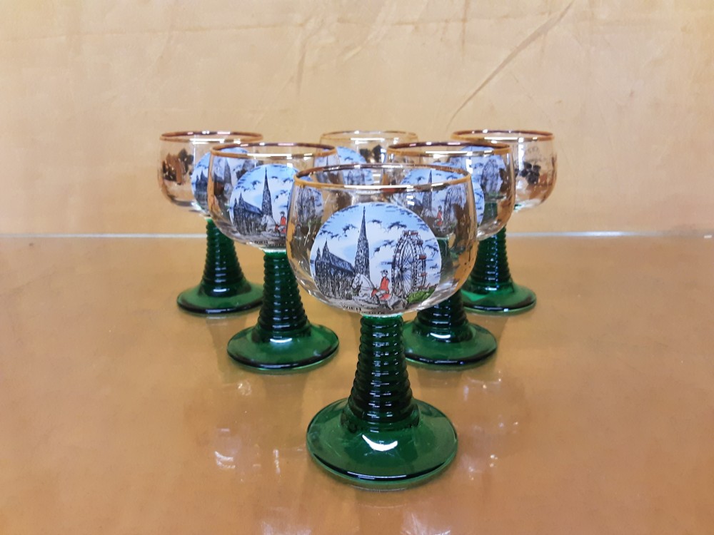 LOT DE 6 VERRES A VIN BLANC BORDURES DOREES