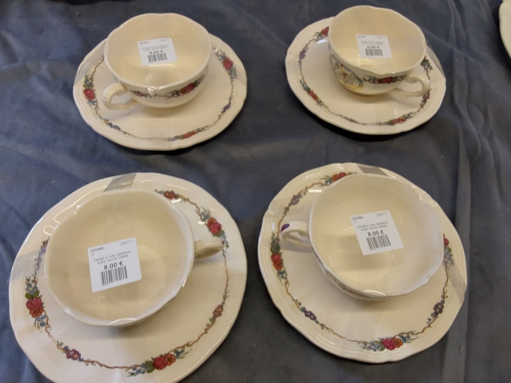 TASSE A THE OBERNAI AVEC SOUS TASSE