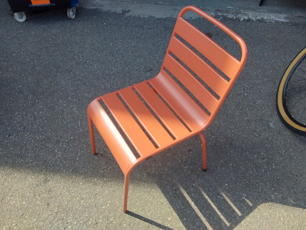 CHAISE DE JARDIN EN MÉTAL TERRACOTTA (120587-1214850) 2ÈME CHOIX