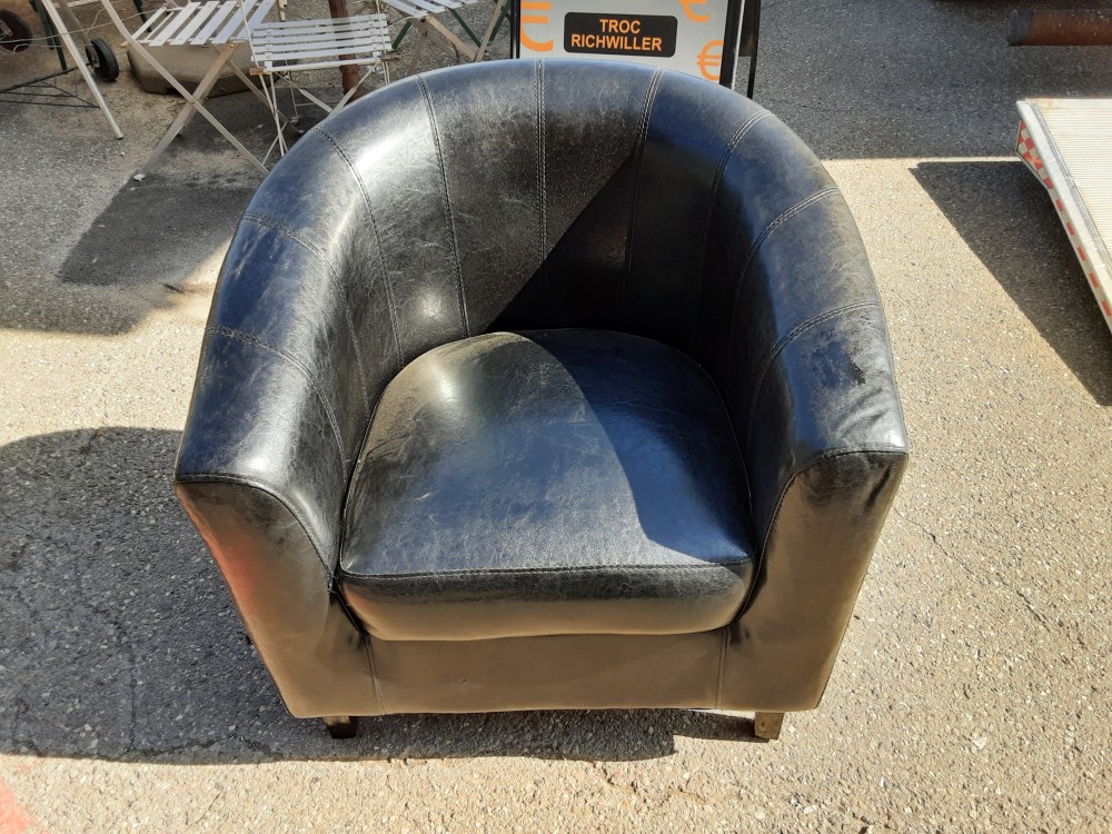 FAUTEUIL CABRIOLET SIMILI CUIR NOIR (109257-1216564) 2ÈME CHOIX