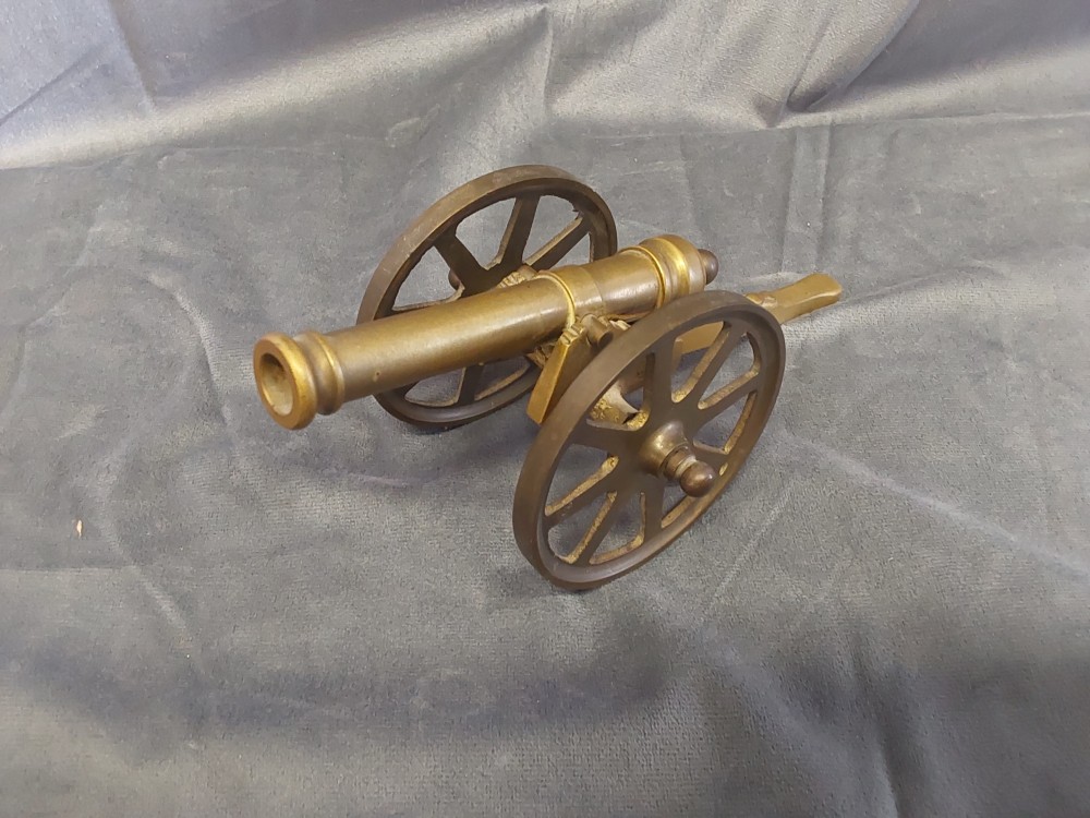 CANON MINIATURE EN LAITON