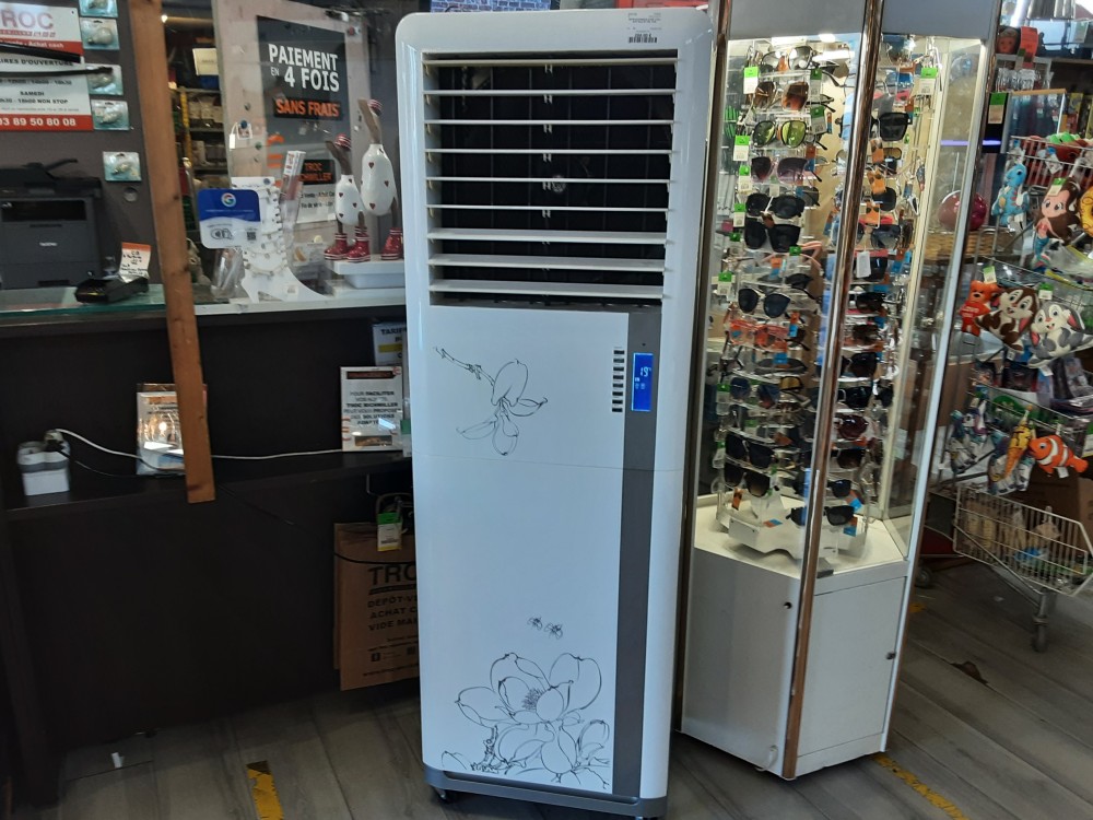 RAFRAICHISSEUR D'AIR A EAU SUR ROULETTES TGM