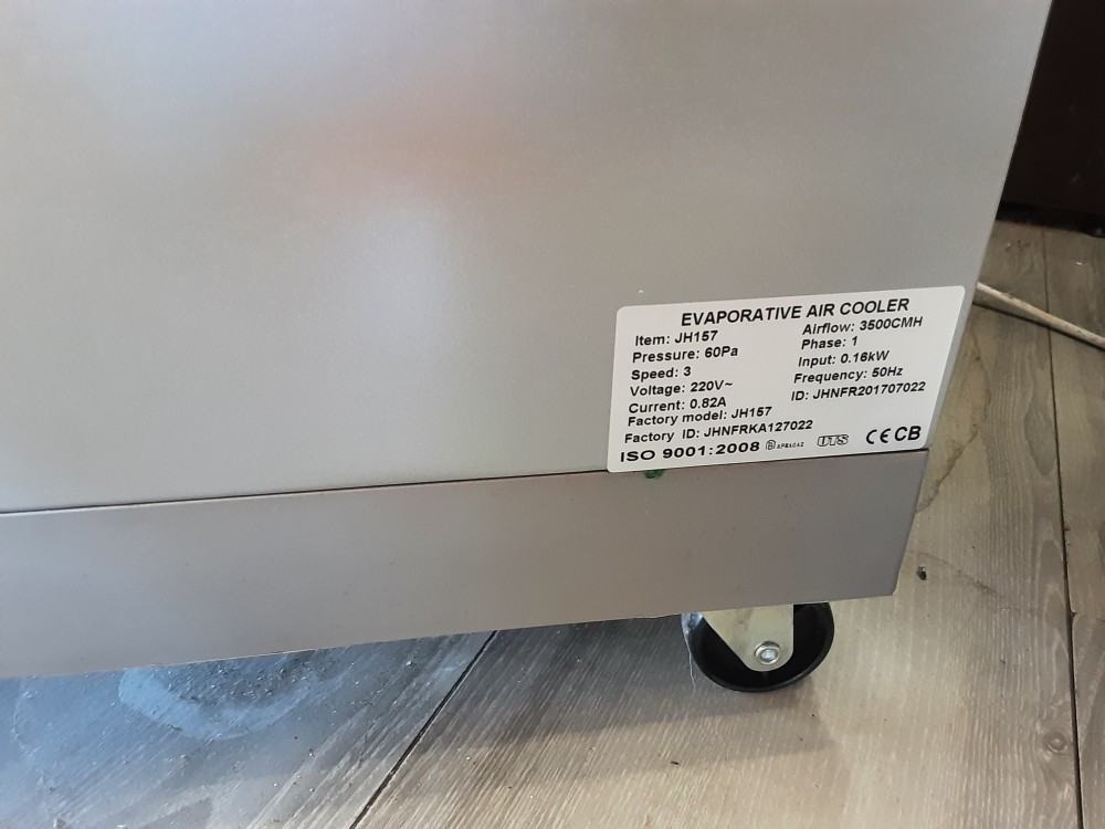 RAFRAICHISSEUR D'AIR A EAU SUR ROULETTES TGM