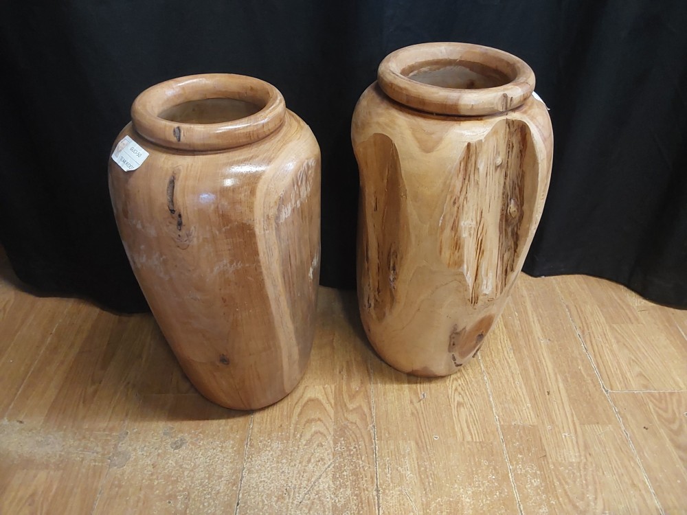 VASE MM EN TECK CLAIR HAUT ENVIRONS 50CM