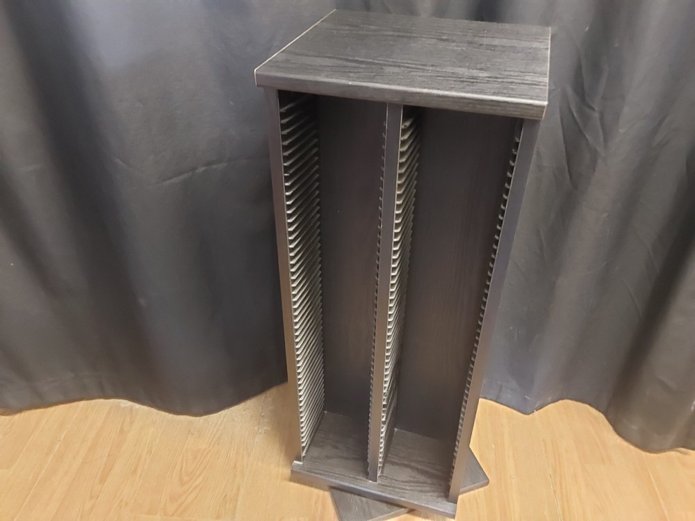 MEUBLE PIVOTANT PORTE CD