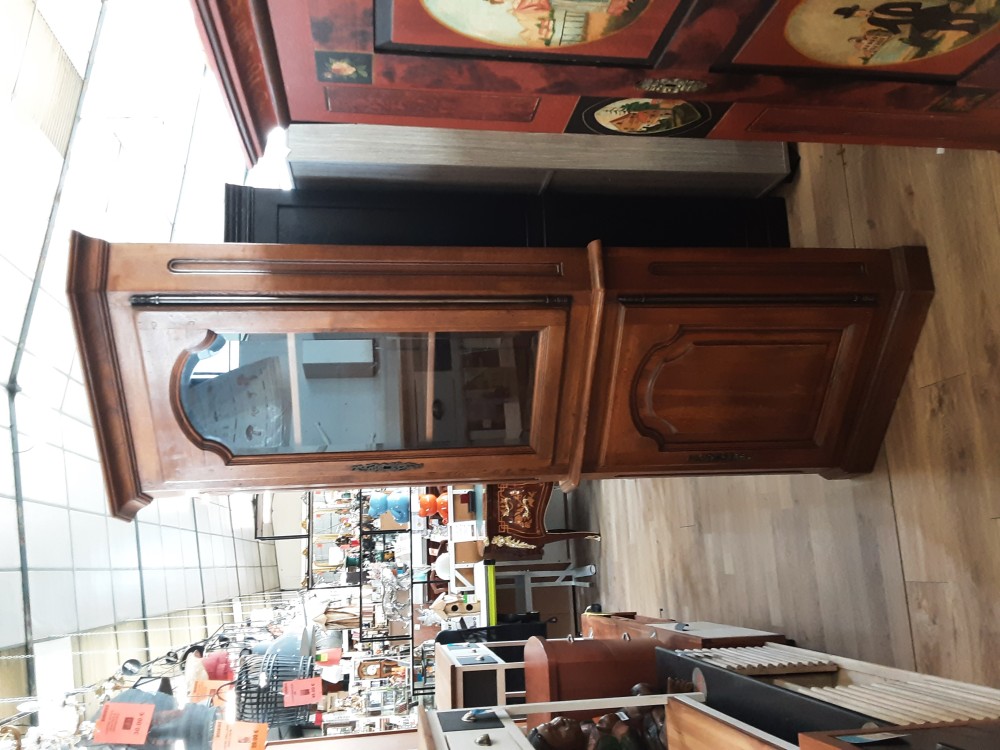 MEUBLE DE COIN 2 CORPS 2 PORTES EN CHENE