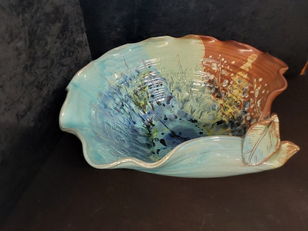 SALADIER CERAMIQUE BLEU ET BRUN DIAM 30CM