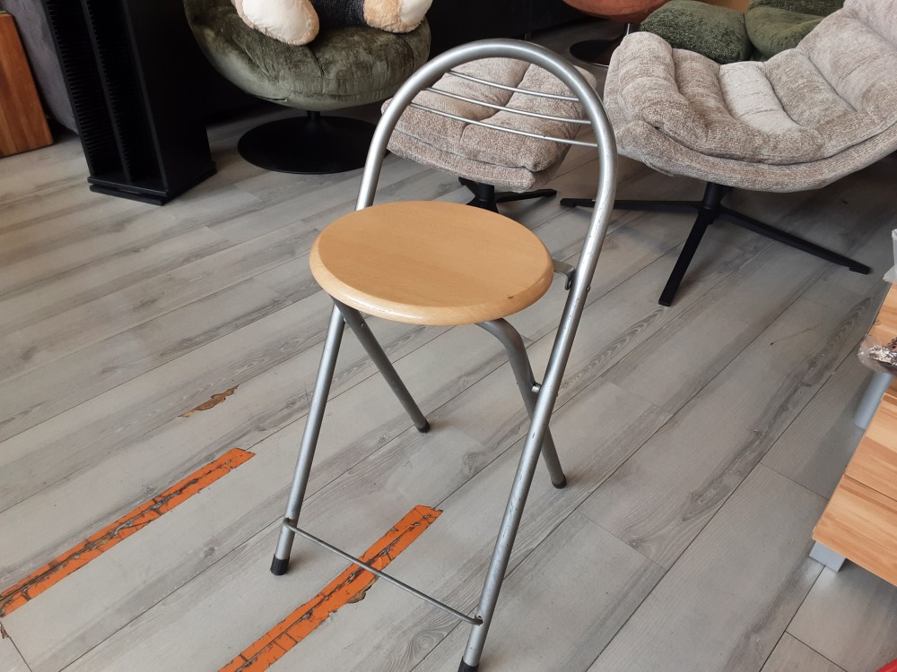 CHAISE PLIANTE METAL ET BRUN
