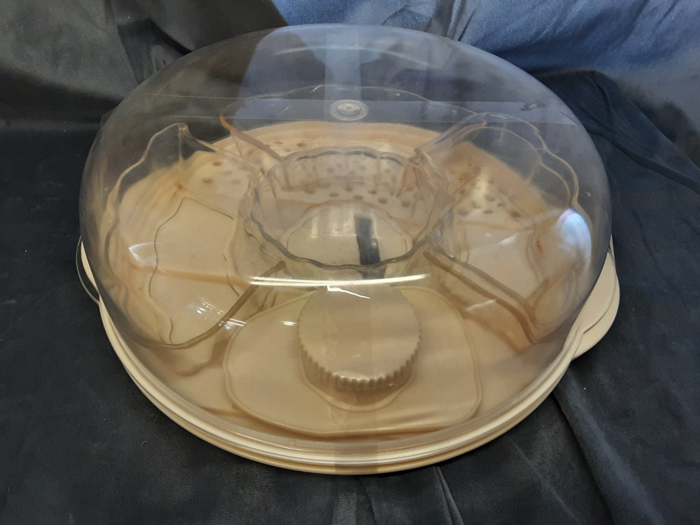 CLOCHE FROMAGE AVEC ACCESSOIRES INTERIEUR