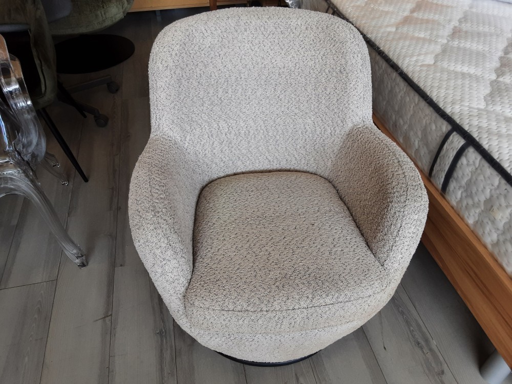 FAUTEUIL GRIS PIVOTANT 