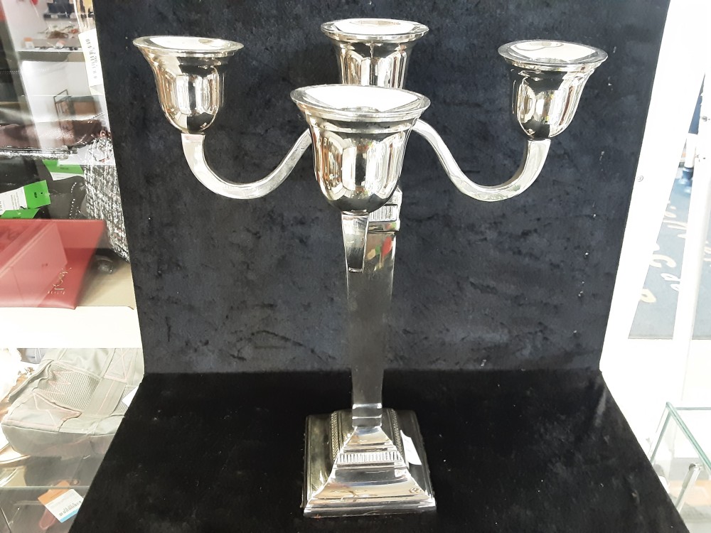 BOUGEOIR 5 FEUX SUR PIED EN INOX