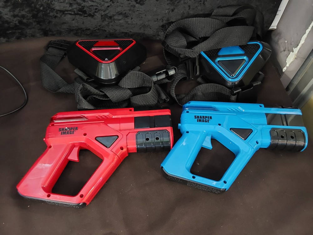 JEU LASER SHARPER IMAGE