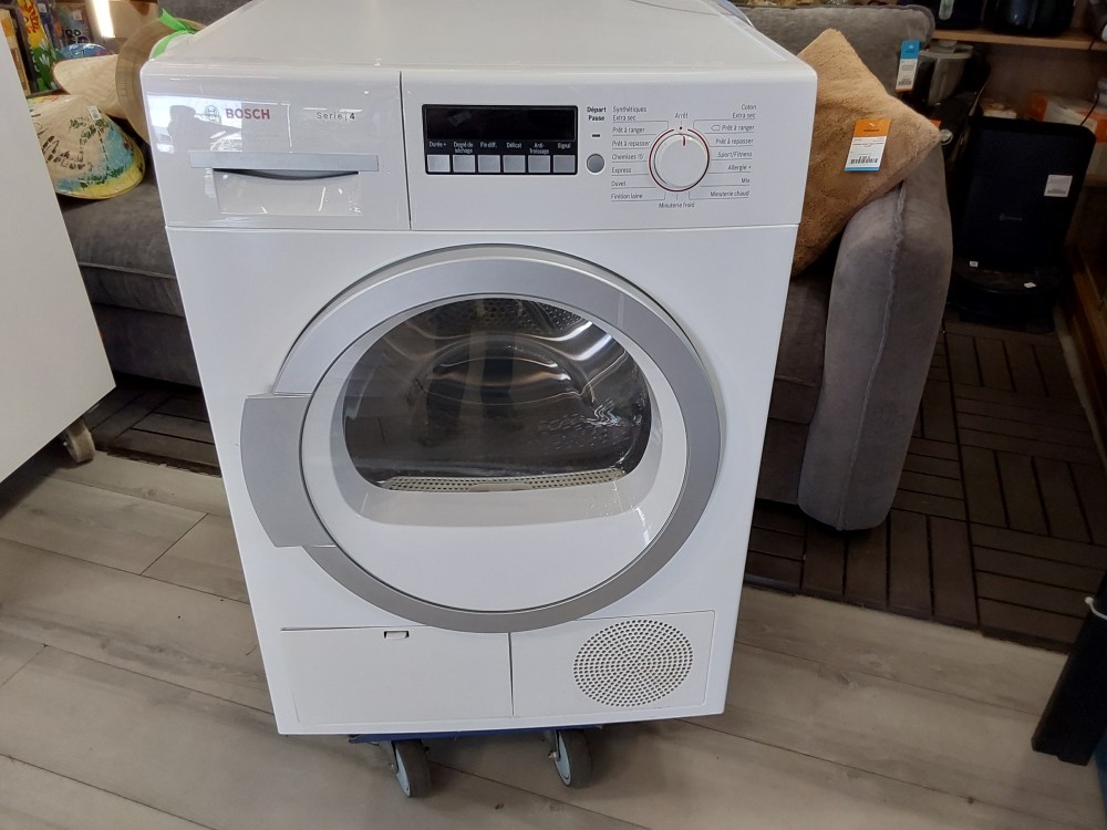 SECHE LINGE BOSCH A CONDENSATION SERIE 4 CAPACITE 8KG 2500W