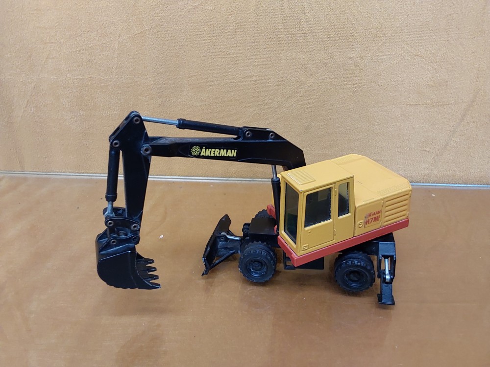 PELE MINIATURE SUR ROUE JOAL 1/50 