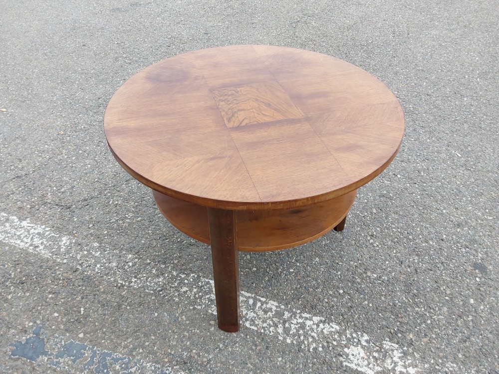 TABLE RONDE EN BOIS 3 PIEDS