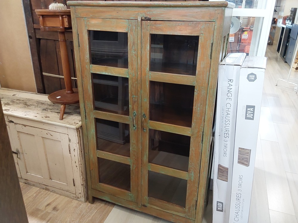 VITRINE EN BOIS 2 PORTES 3 ÉTAGES 