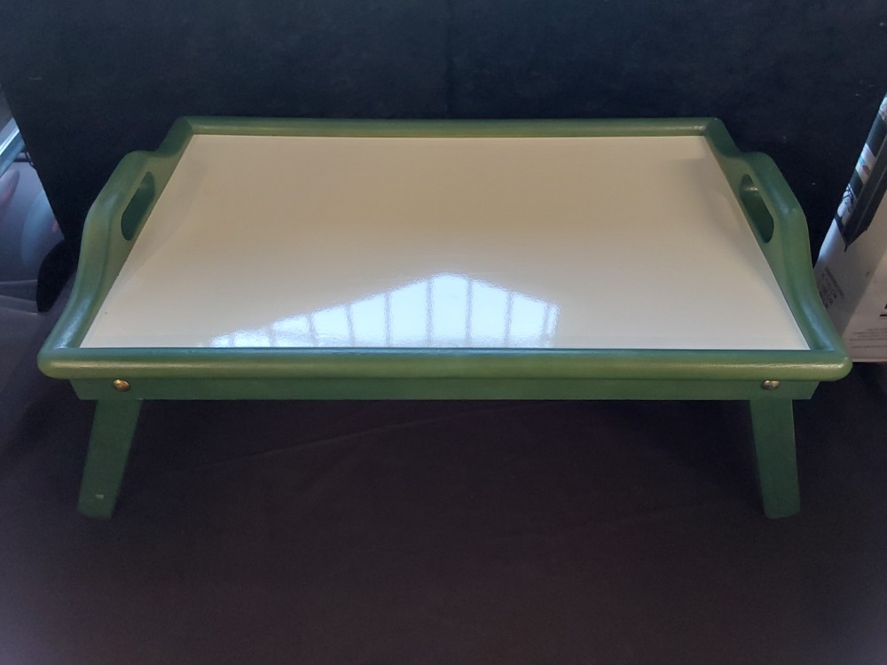 PLATEAU DE LIT VERRE ET BLANC PIEDS PLIABLES
