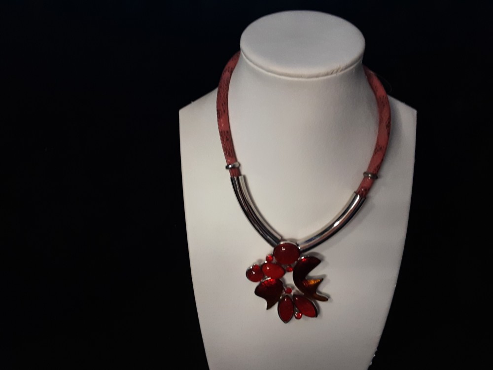 COLLIER FLEURS ORANGE 