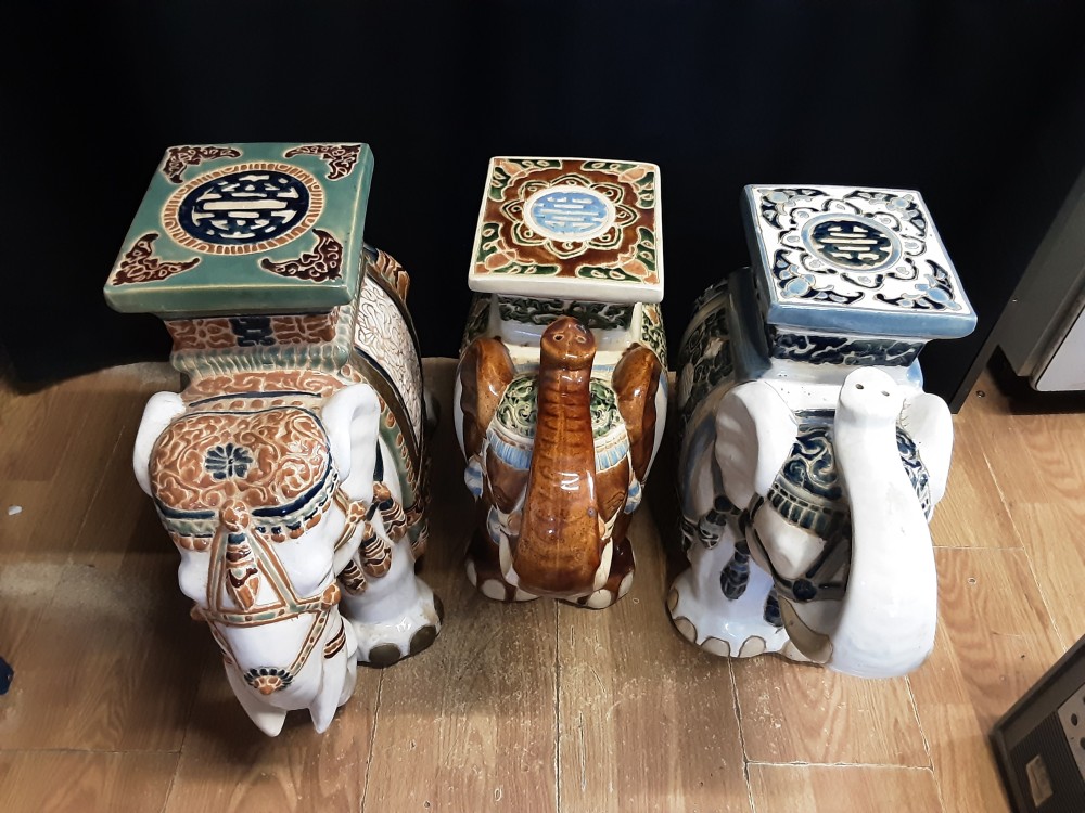 PORTE PLANTE ÉLÉPHANT EN PORCELAINE DIFFERENTS MODÈLES 