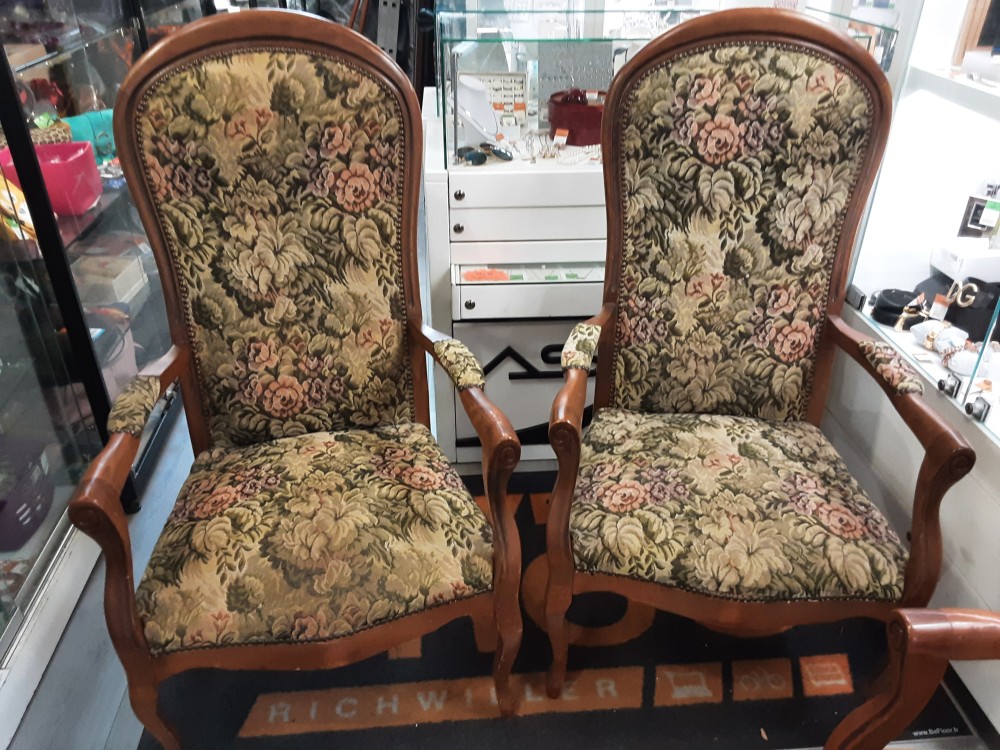 Voltaire Tissu Tapissier