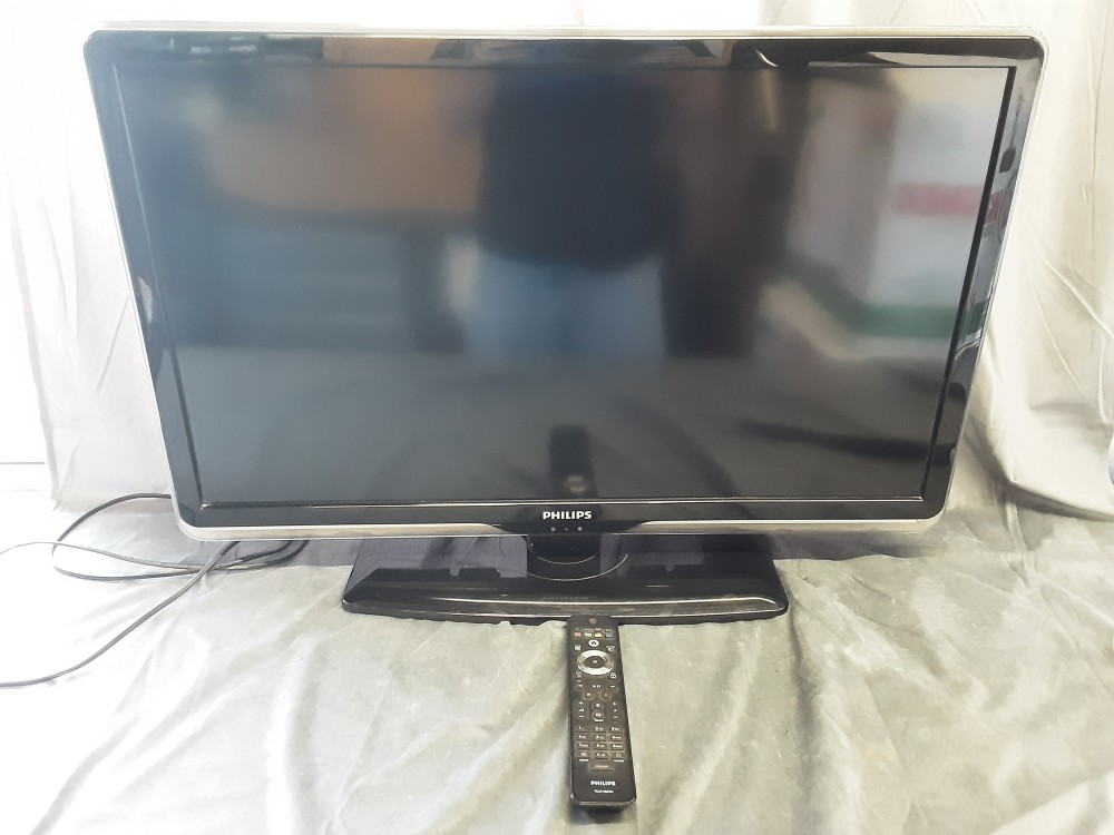 TELEVISEUR PHILIPS 80CM + TÉLÉCOMMANDE 