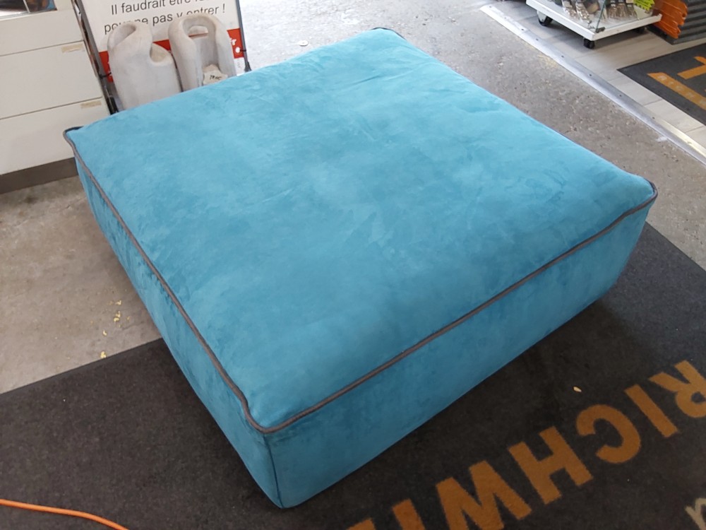 POUF CARRE TGM BLEU