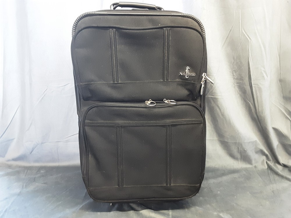 VALISE SOUPLE NOIRE ATLANTIC SUR 2 ROUES