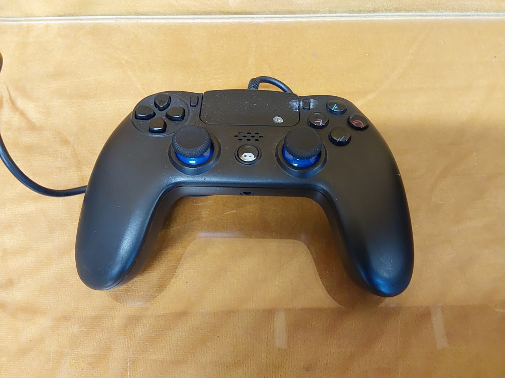 MANETTE DE JEU (COMPATIBLE PC ET PS3)