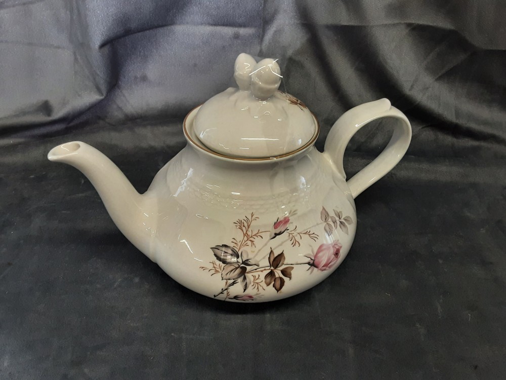 THÉIÈRE PORCELAINE DECOR FLEURS 