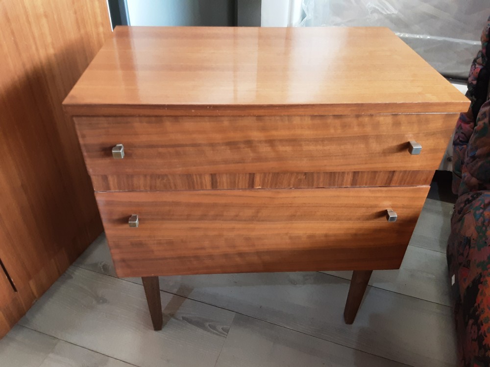 Table De Chevet Style Annee 70 1 Tiroir 1 Porte Batante