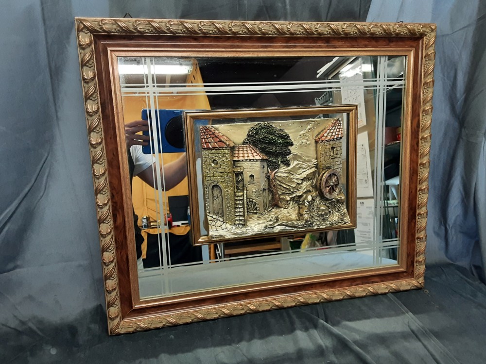 Tableau Miroir Village Avec Moulin En Relief