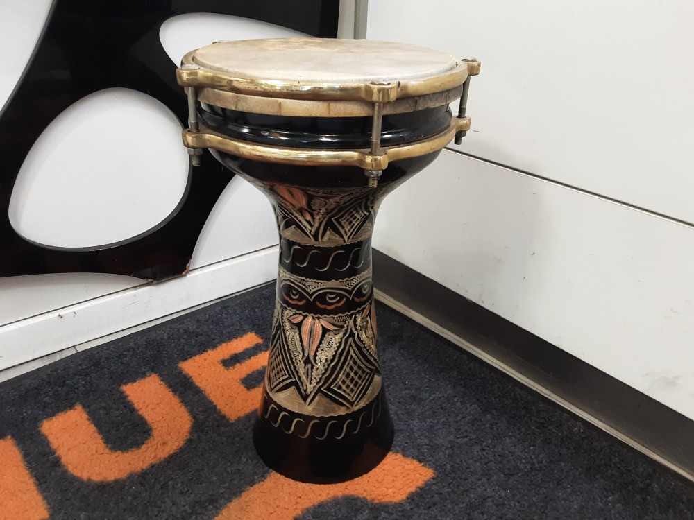 DJEMBE PIED EN CUIVRE