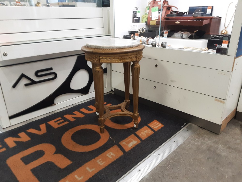 GUERIDON ROND MARBRE GRIS PIEDS DORES