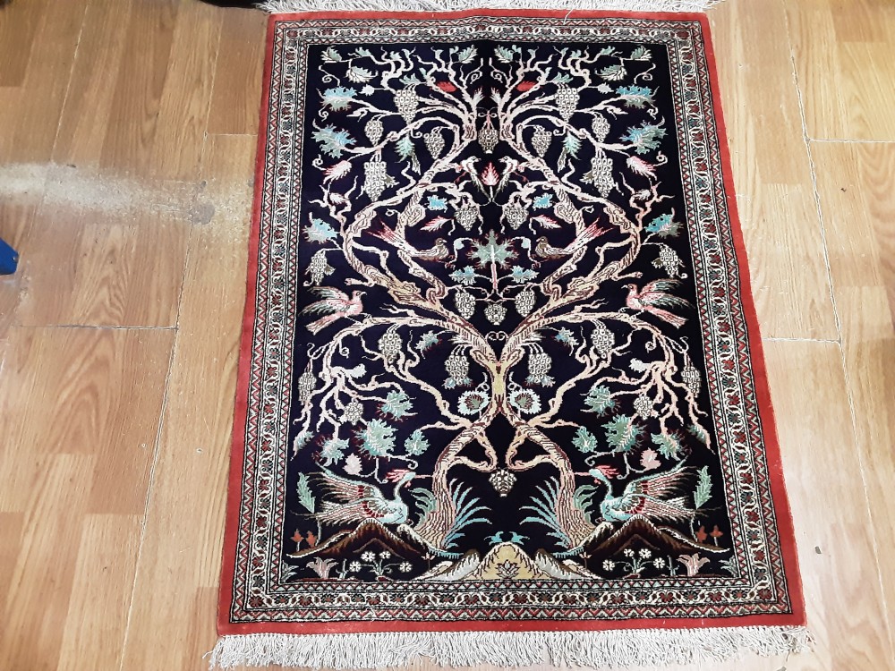 Tapis En Soie De Ghom Motif Oiseaux
